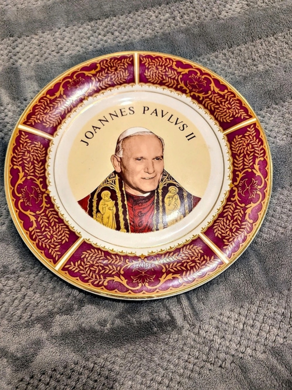 vintage commemorative porcelain plate featuring a portrait of Pope John Paul II